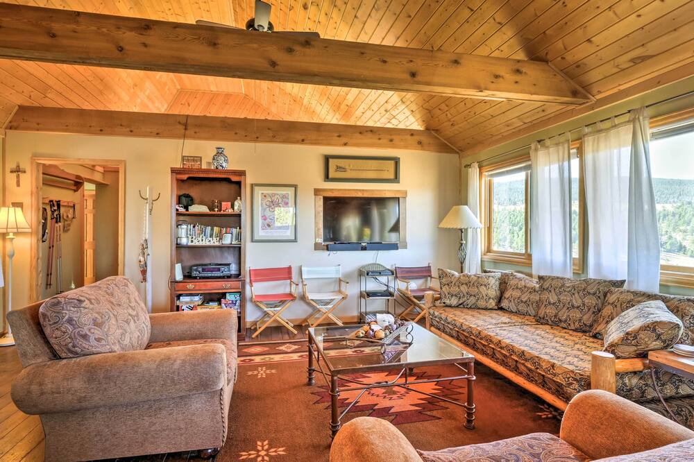 Photo of Livingroom in Hartsel