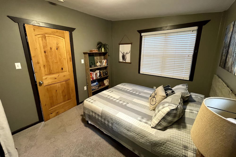 Photo of Bedroom in Tabernash