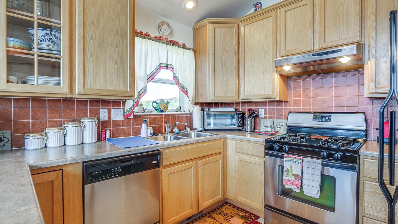 Photo of Kitchen in Indian Mountain