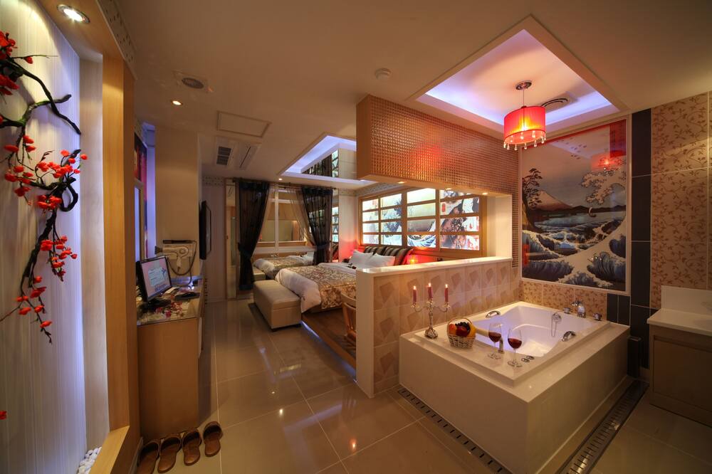 Photo of Bedroom in Dong-gu