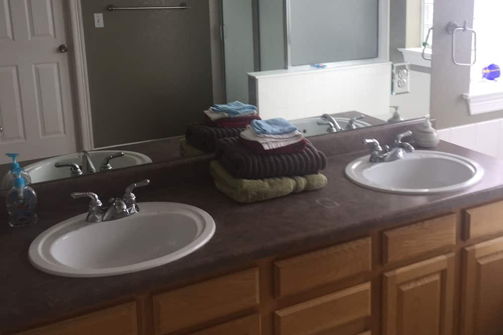 Photo of Bathroom in Longmont