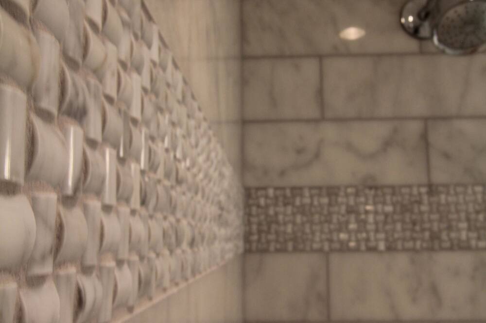 Photo of Bathroom in Mapleton Hill