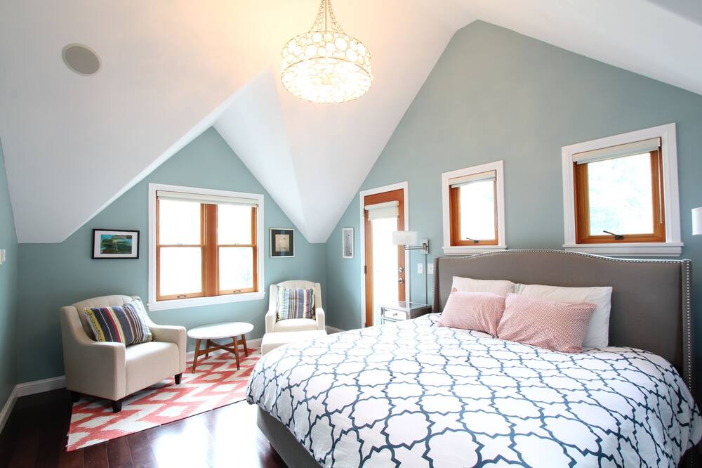 Photo of Bedroom in Mapleton Hill