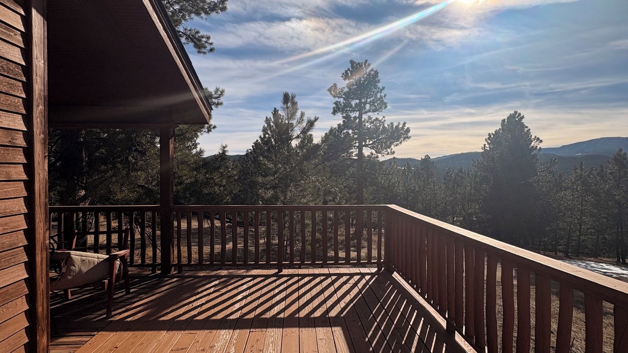 Photo of Patio Balcony in Evergreen