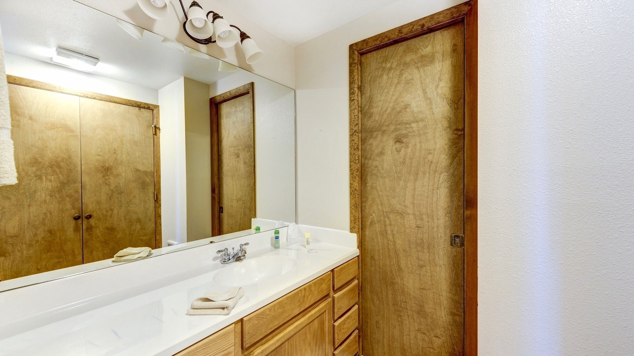 Photo of Bathroom in Windcliff Estates