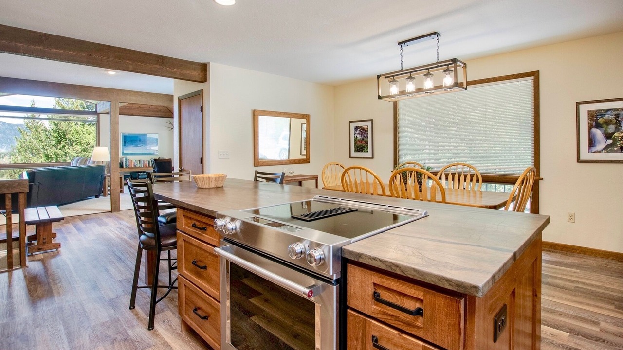 Photo of Kitchen in Windcliff Estates