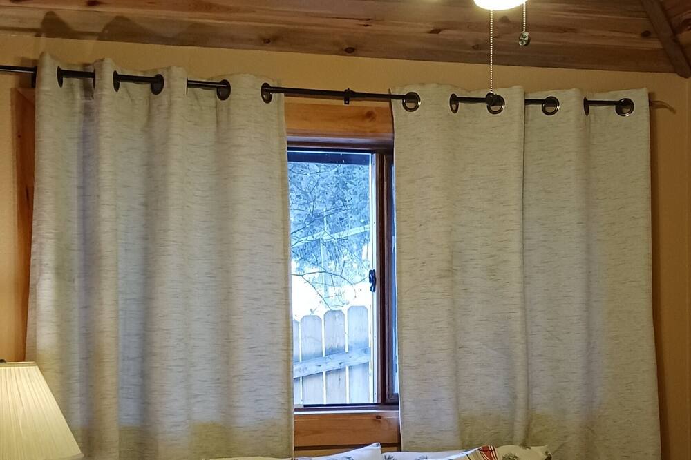 Photo of Bedroom in Shadow Mountain