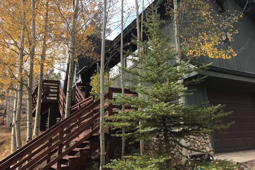 Photo of Others in Grand View Highlands