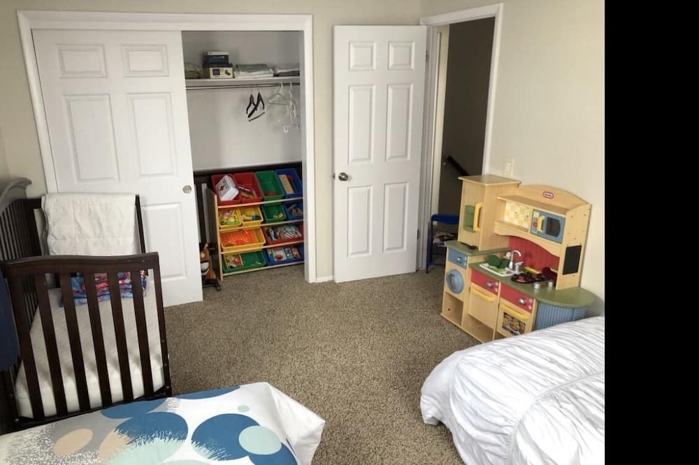 Photo of Bedroom in Aurora