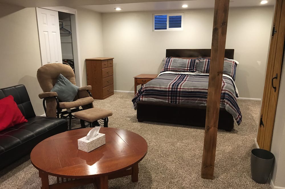 Photo of Bedroom in Aurora