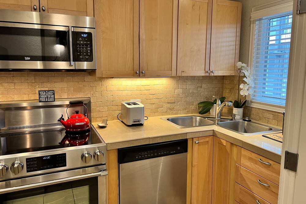 Photo of Kitchen in Whittier