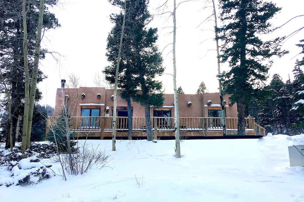 Photo of Outdoor in Amalia