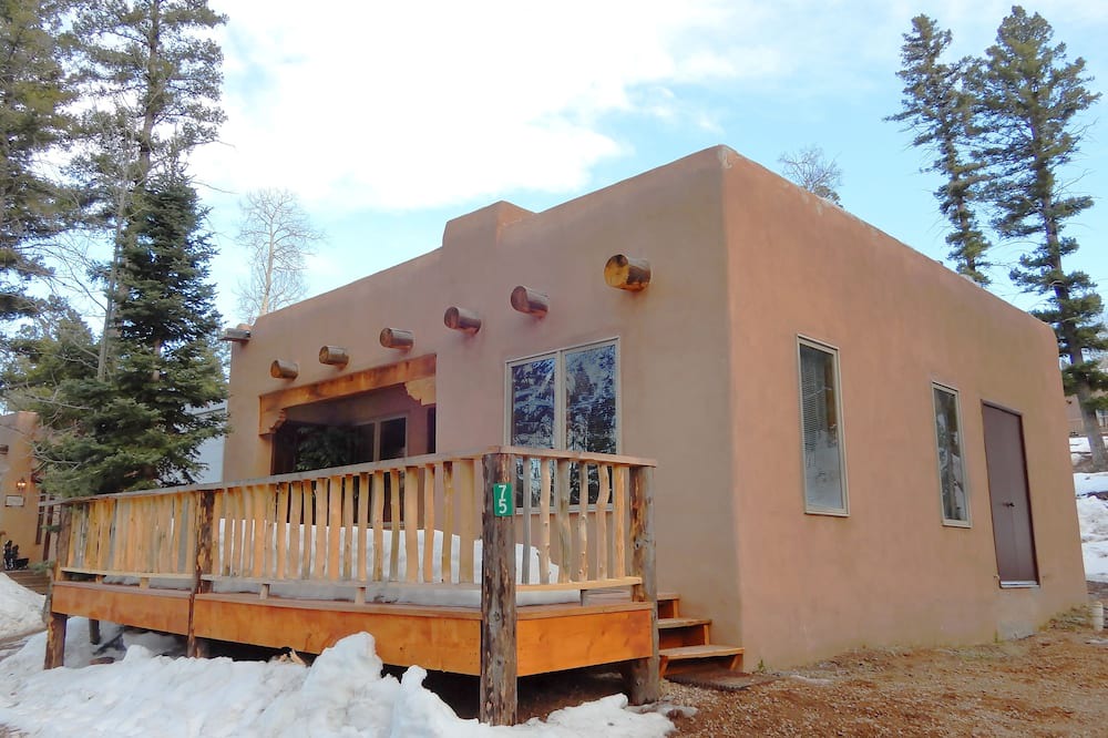 Photo of Outdoor in Amalia
