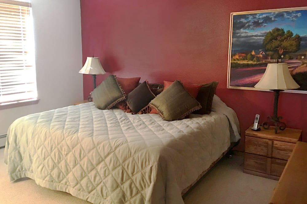 Photo of Bedroom in Amalia