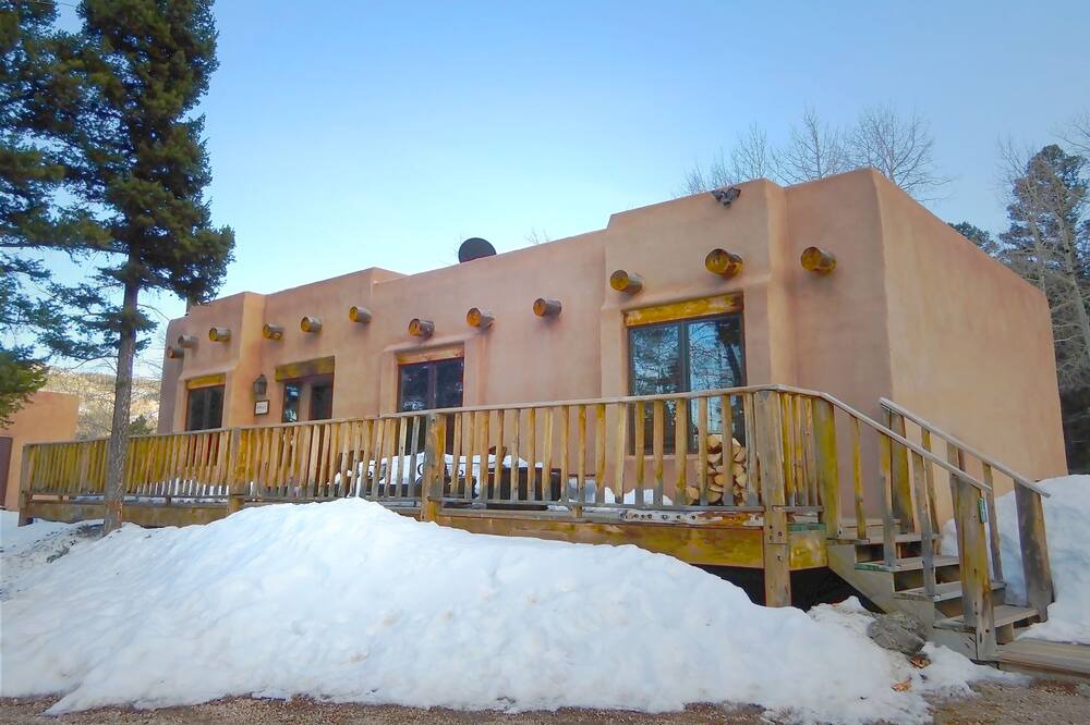 Photo of Outdoor in Amalia