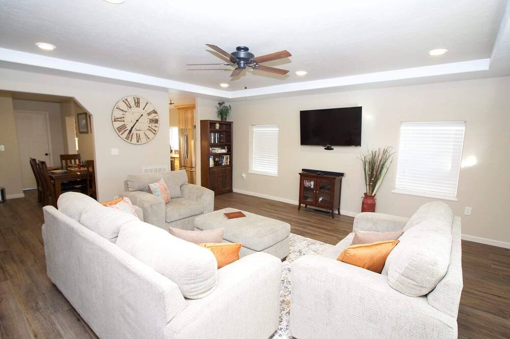 Photo of Livingroom in Grand Junction