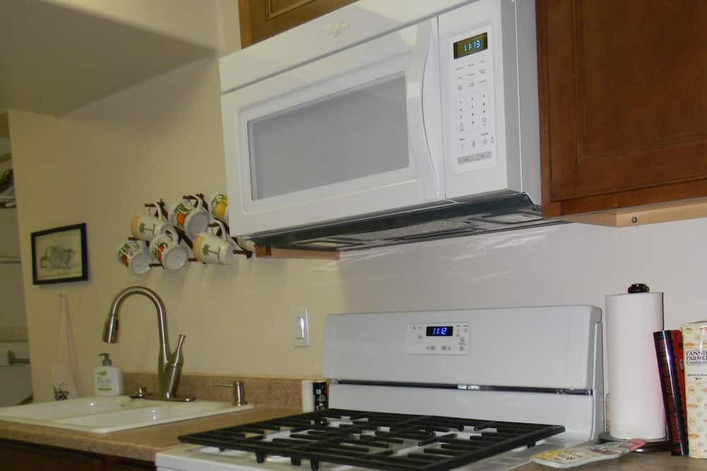 Photo of Kitchen in East Colorado Springs