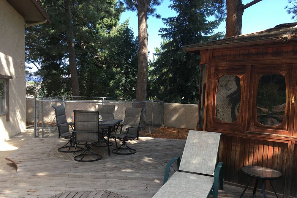 Photo of Patio Balcony in East Colorado Springs