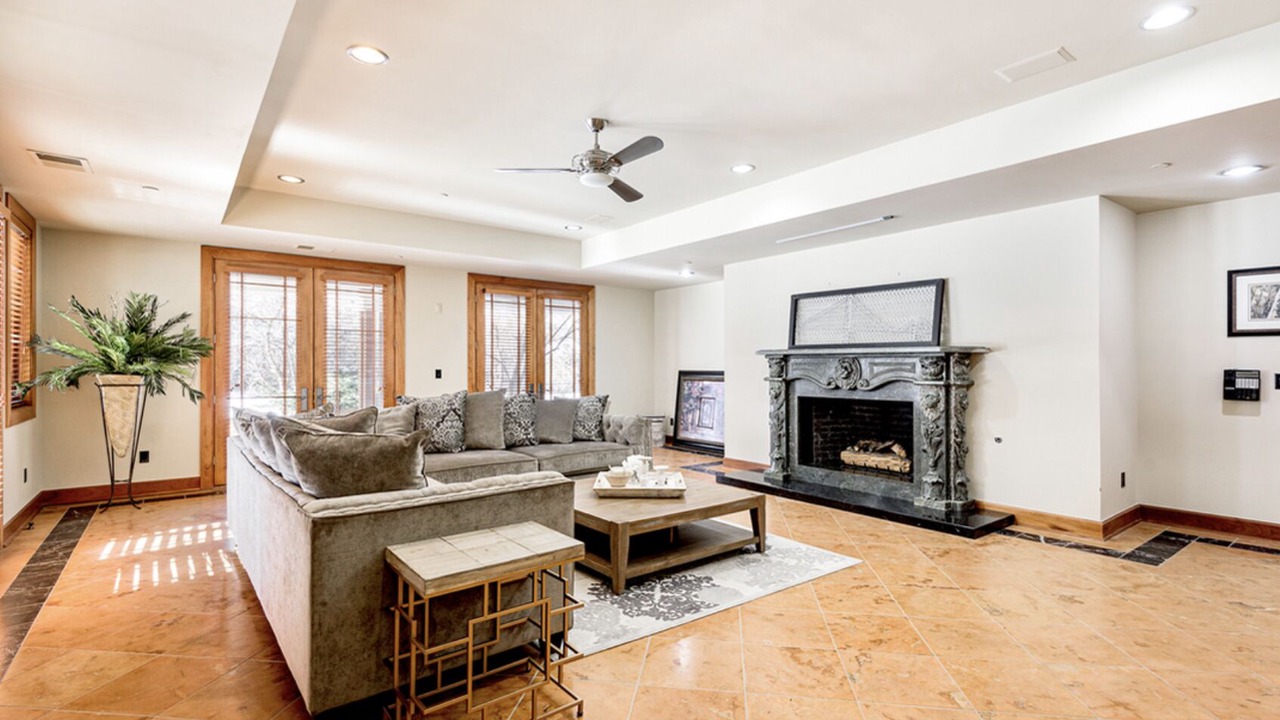 Photo of Livingroom in Niwot