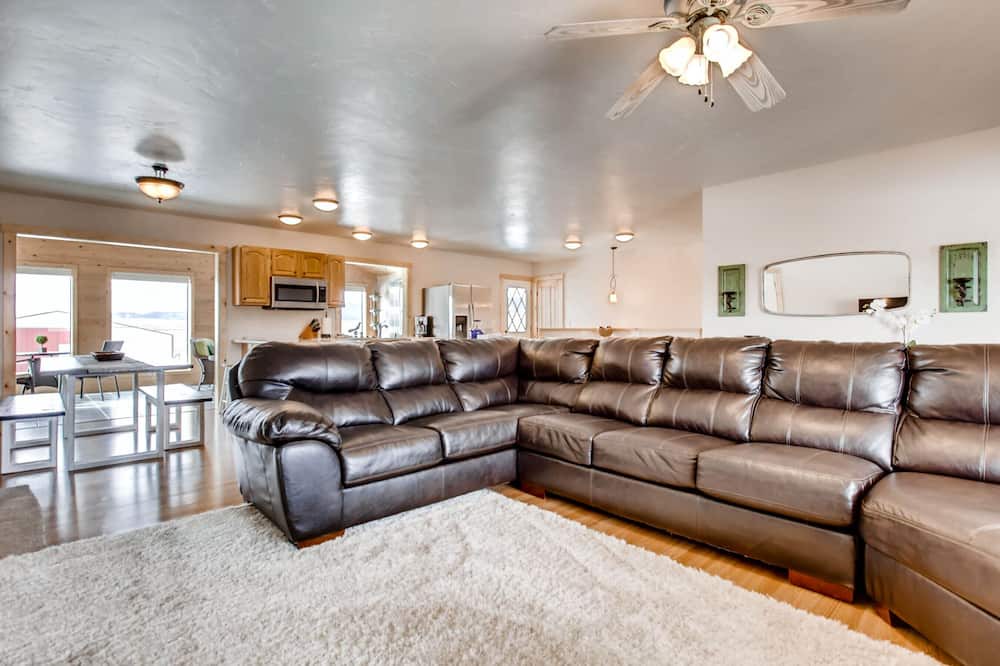 Photo of Livingroom in Jefferson