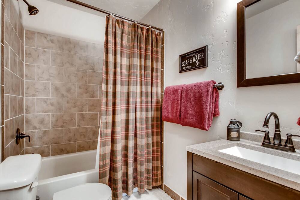 Photo of Bathroom in Jefferson