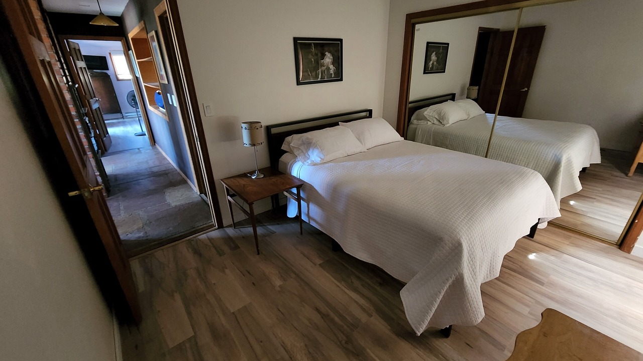 Photo of Bedroom in Lyons