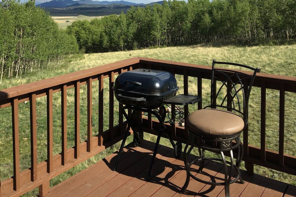 Photo of Patio Balcony in Michigan Hill