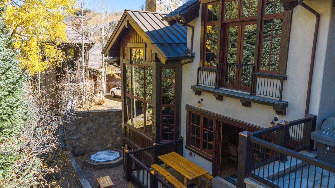 Photo of Outdoor in Village Walk