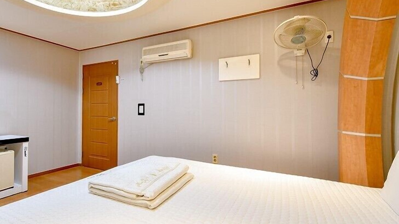 Photo of Bedroom in Jung-Gu