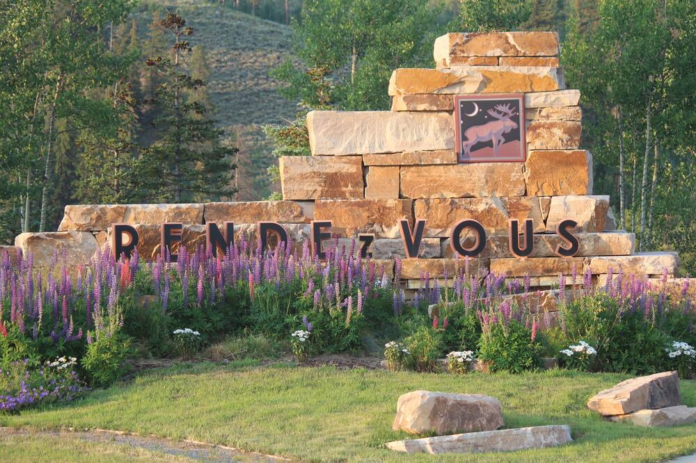 Photo of Outdoor in Rendezvous
