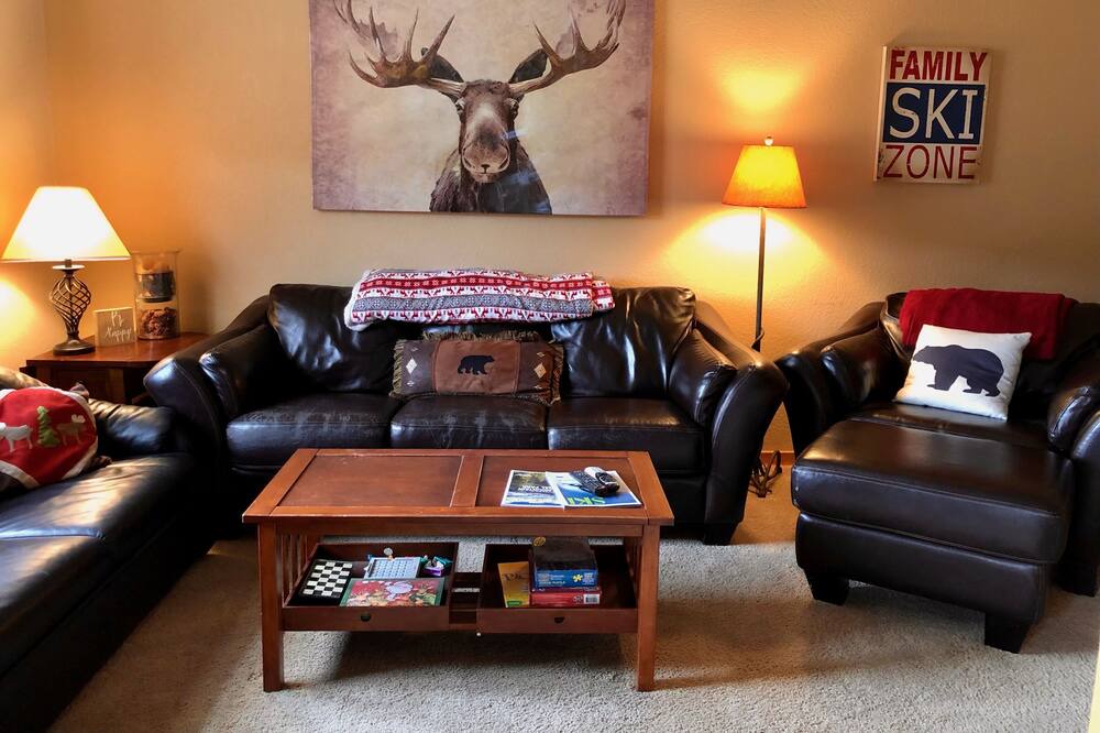 Photo of Livingroom in Rendezvous
