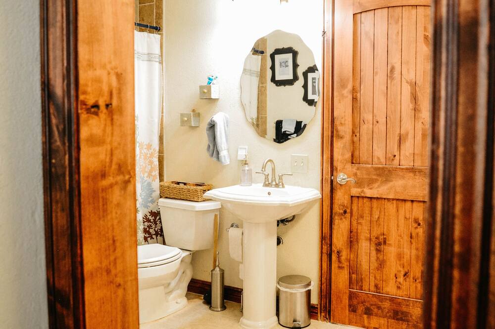 Photo of Bathroom in Gypsum