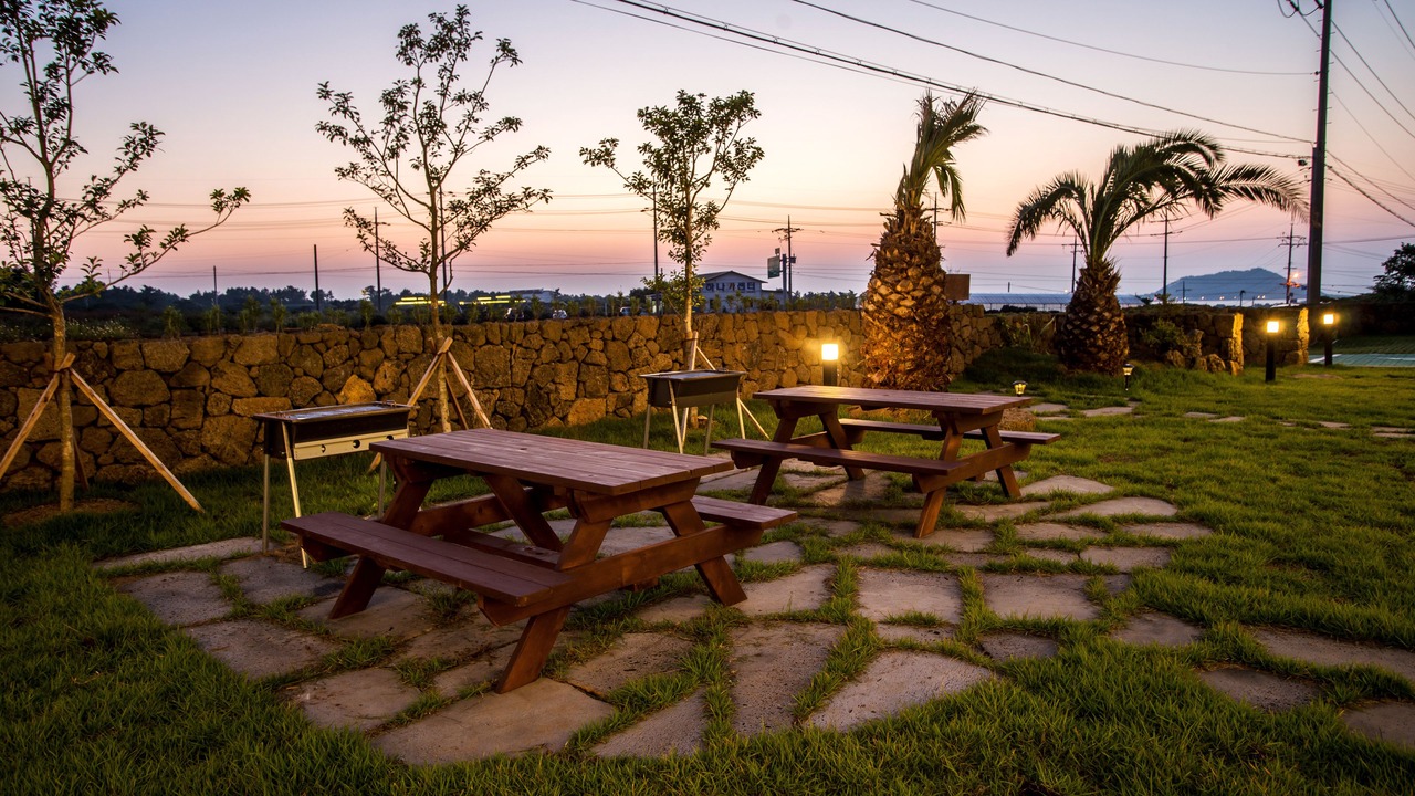 Photo of Outdoor in Hallim
