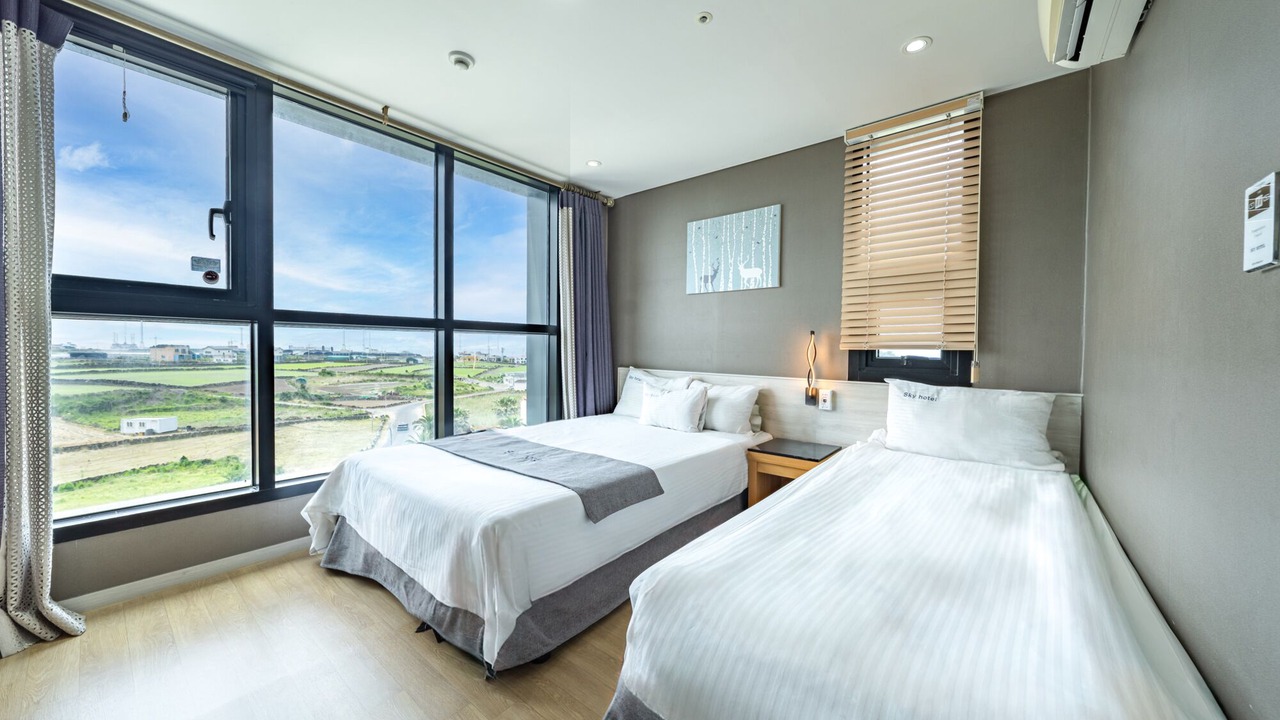 Photo of Bedroom in Hallim