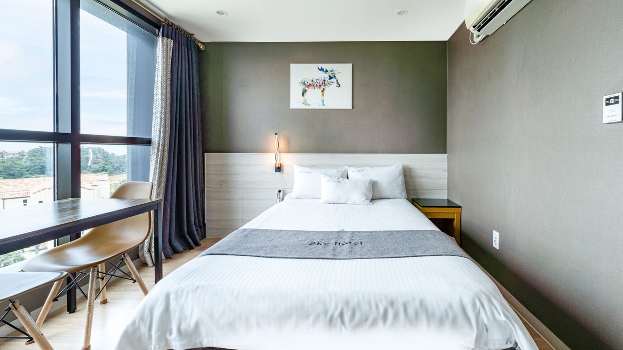 Photo of Bedroom in Hallim