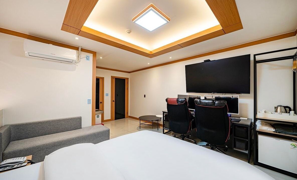 Photo of Bedroom in Ingye-dong