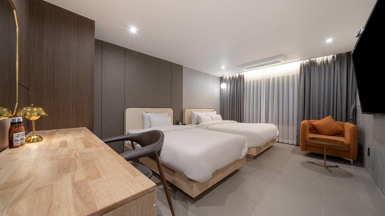 Photo of Bedroom in Paldal-gu