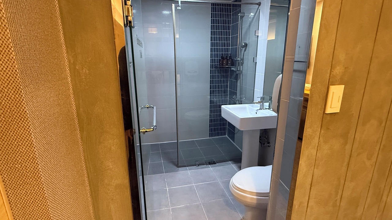 Photo of Bathroom in Hollim