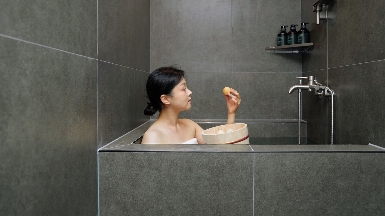 Photo of Bathroom in Gaebong-dong