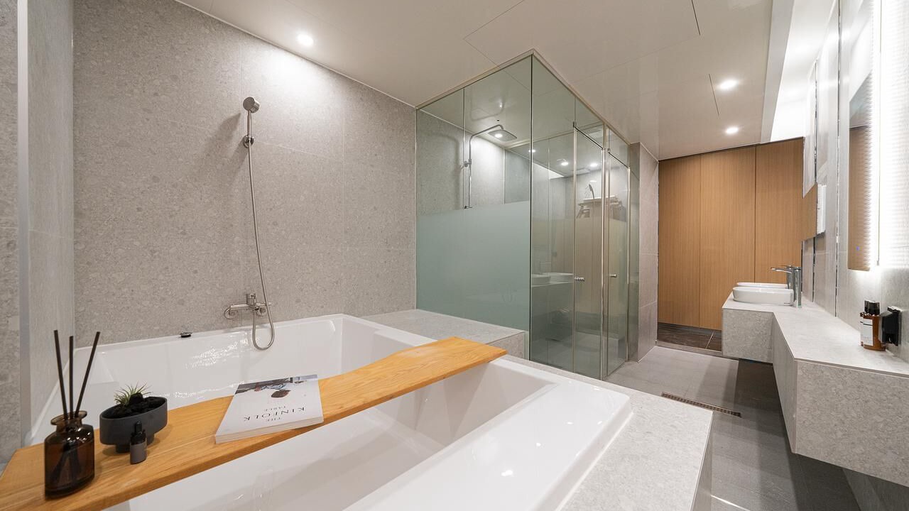 Photo of Bathroom in Guwol-dong