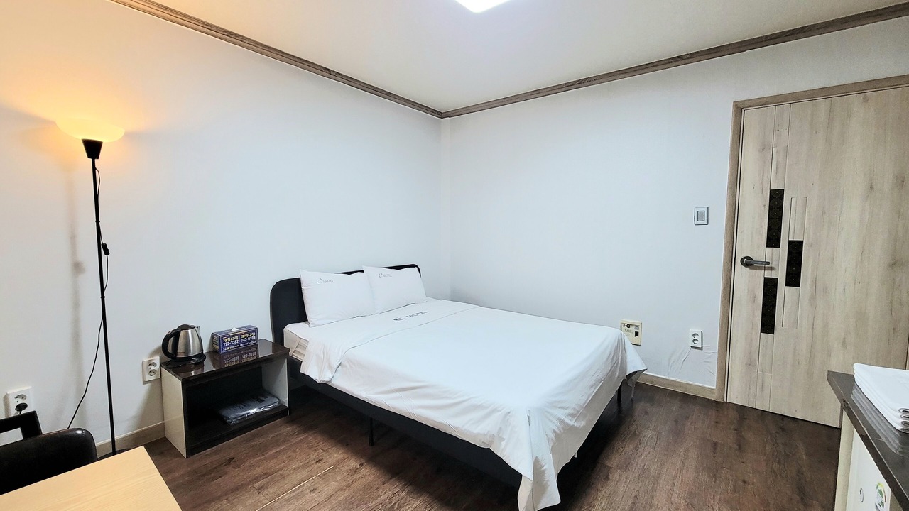 Photo of Bedroom in Saengmok