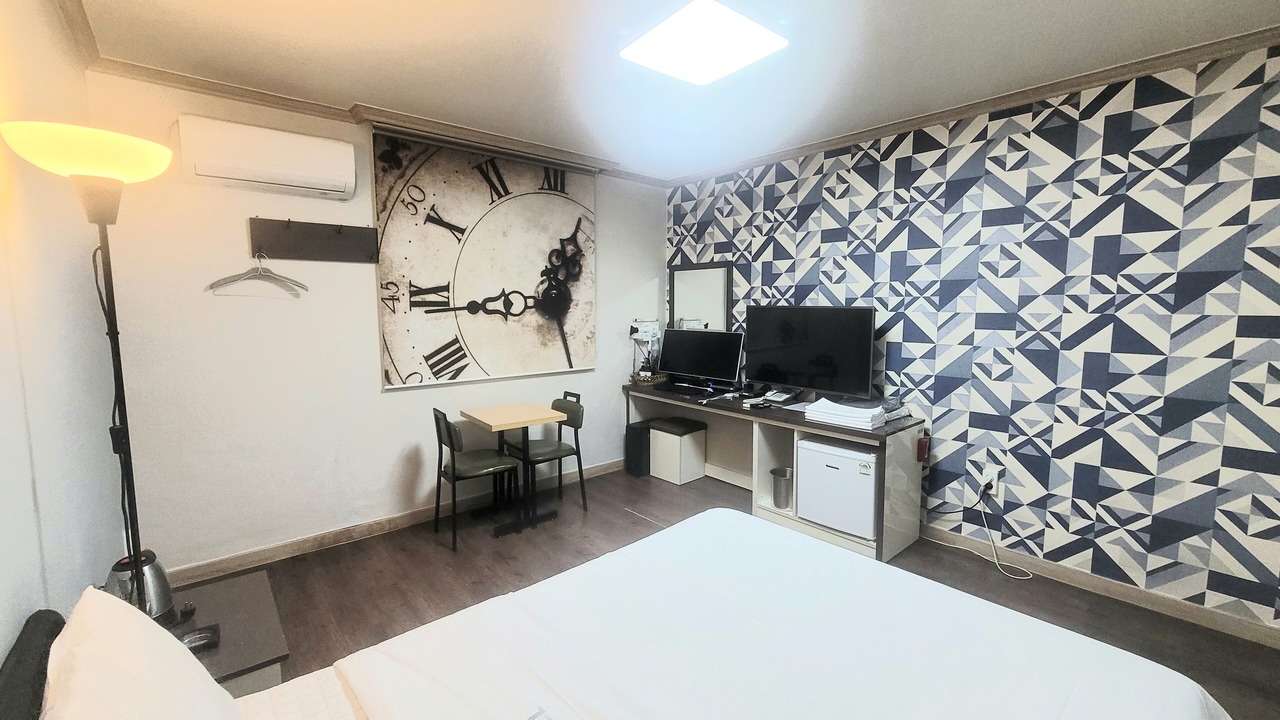 Photo of Bedroom in Saengmok