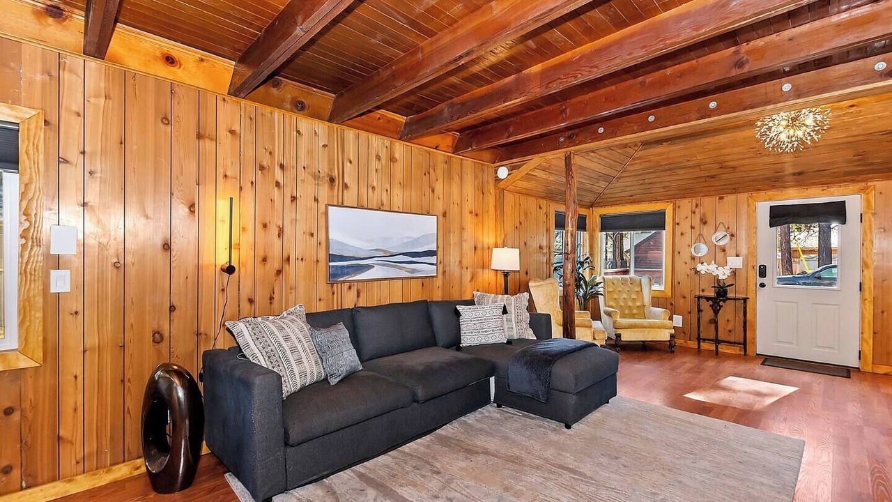 Photo of Livingroom in Peter Pan