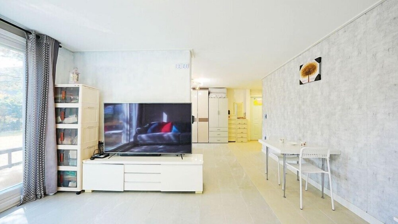 Photo of Bedroom in Heungjeonggyegok