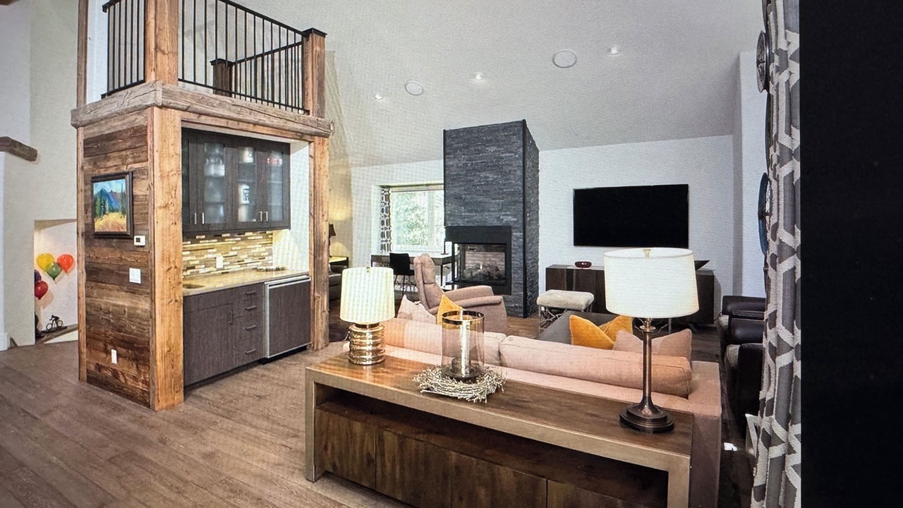 Photo of Livingroom in Intermountain