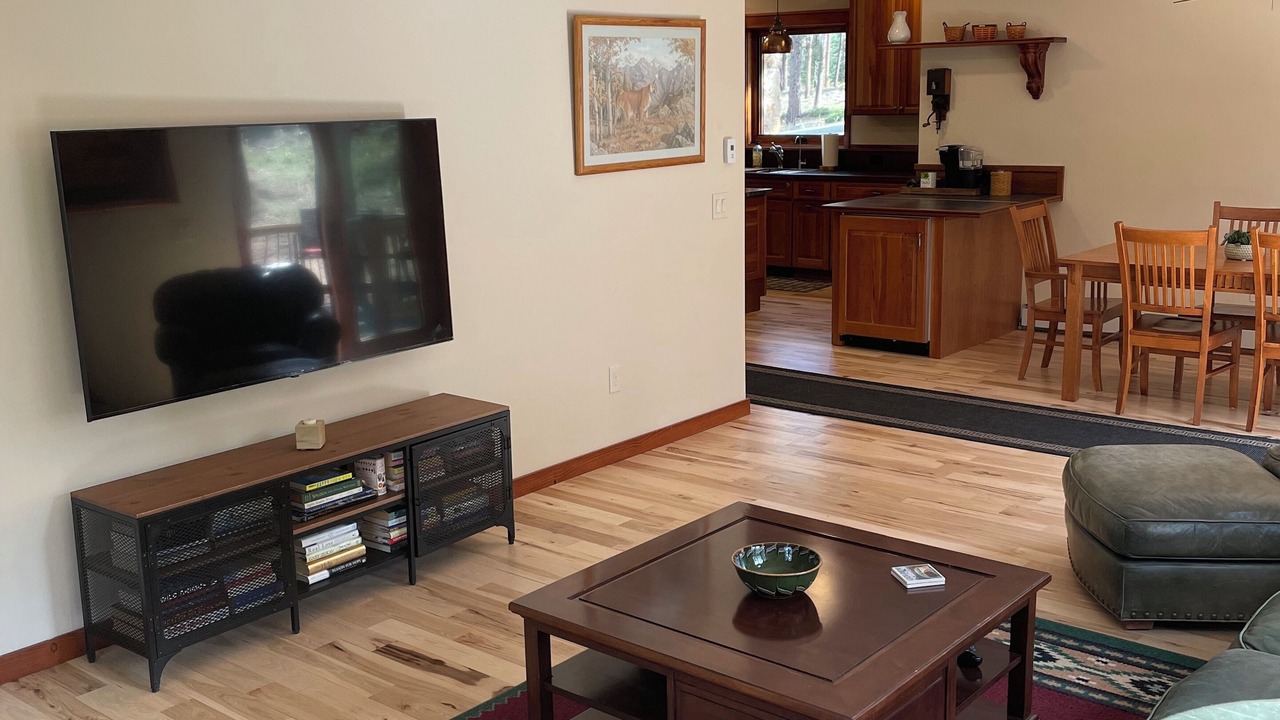 Photo of Livingroom in Coal Creek Canyon
