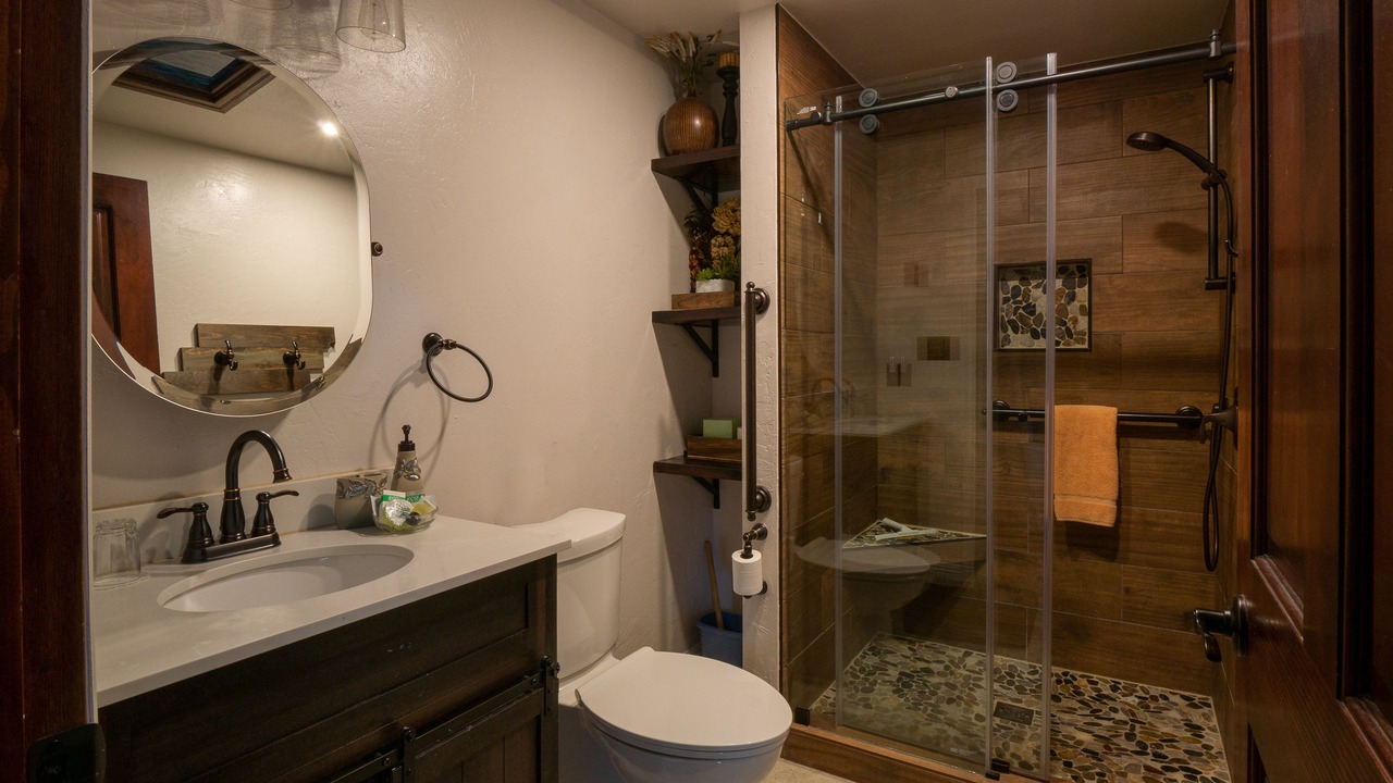 Photo of Bathroom in Hermosa