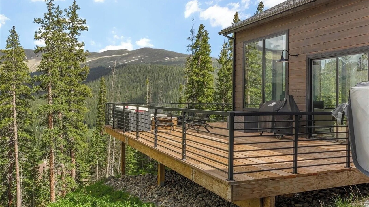 Photo of Patio Balcony in Quandary Village