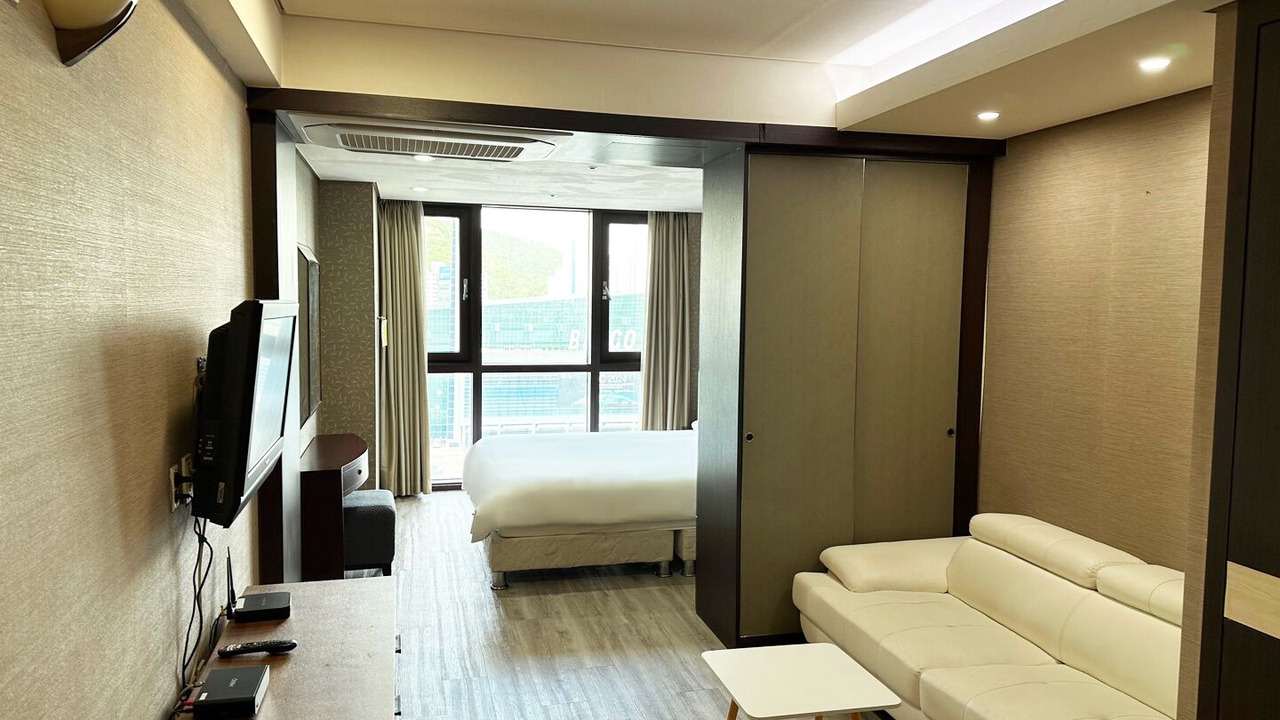 Photo of Bedroom in Millak-tong