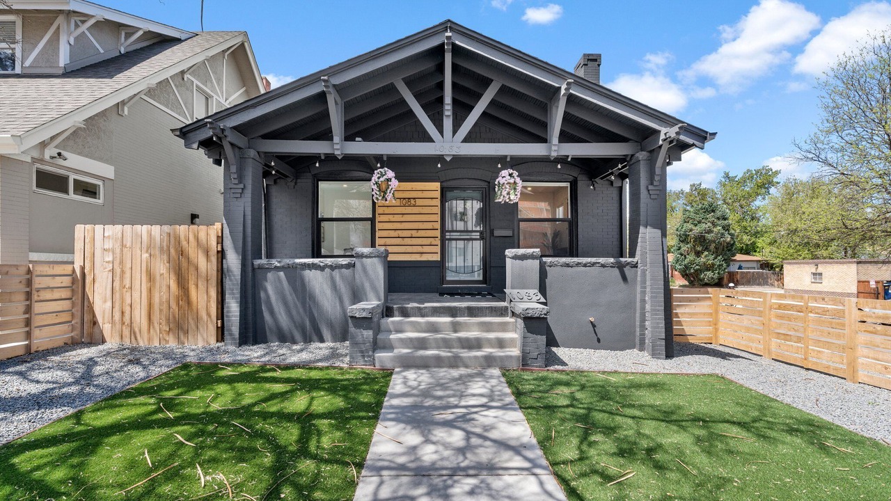 Photo of Outdoor in Hale